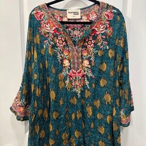 Savanna Jane Teal and Gold Floral Embroidered Tunic NWOT 2x